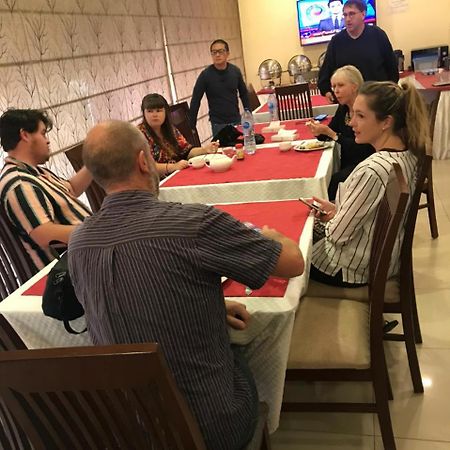 Diplomat Hotel Islamabad Ngoại thất bức ảnh