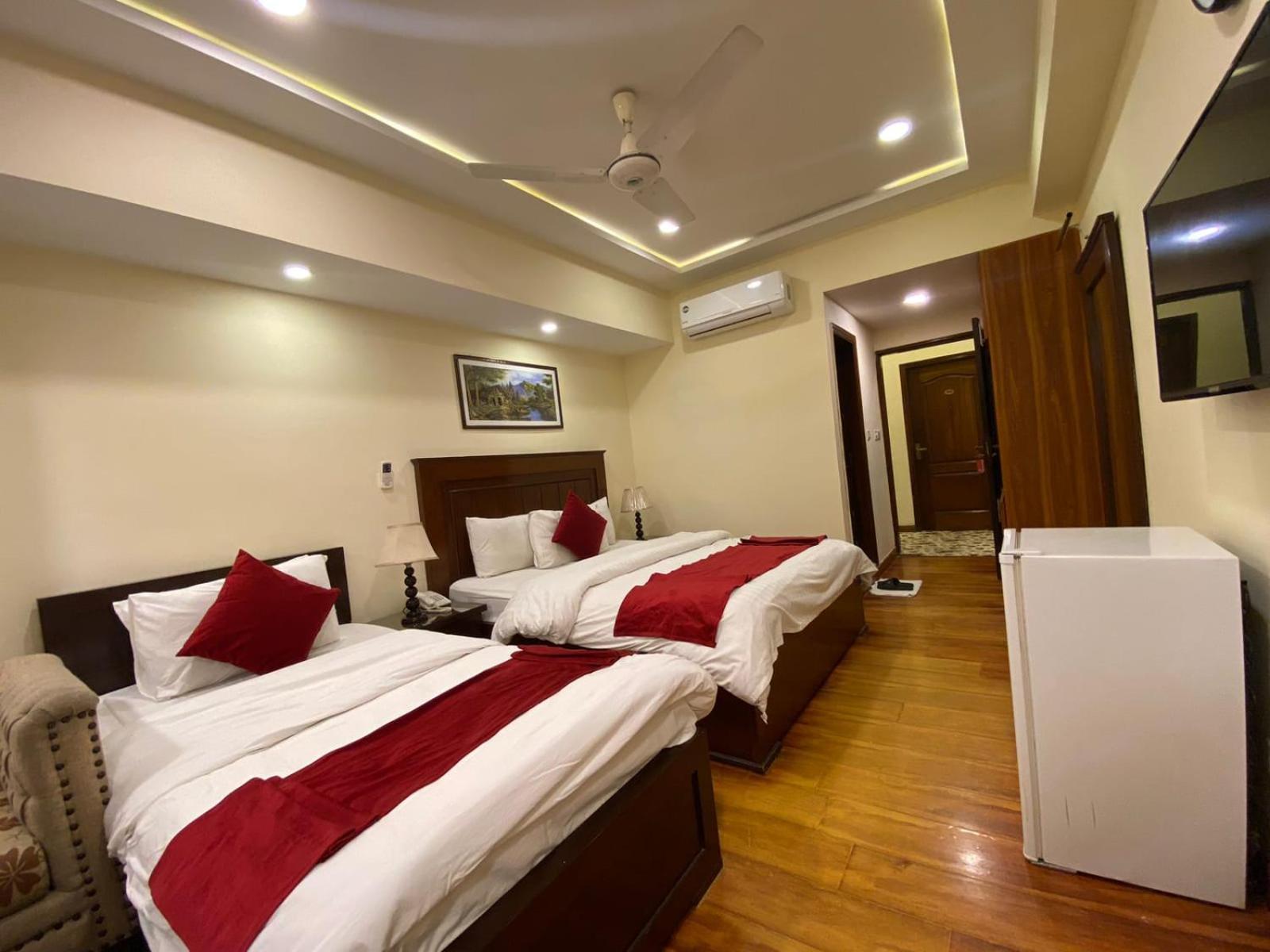 Diplomat Hotel Islamabad Ngoại thất bức ảnh