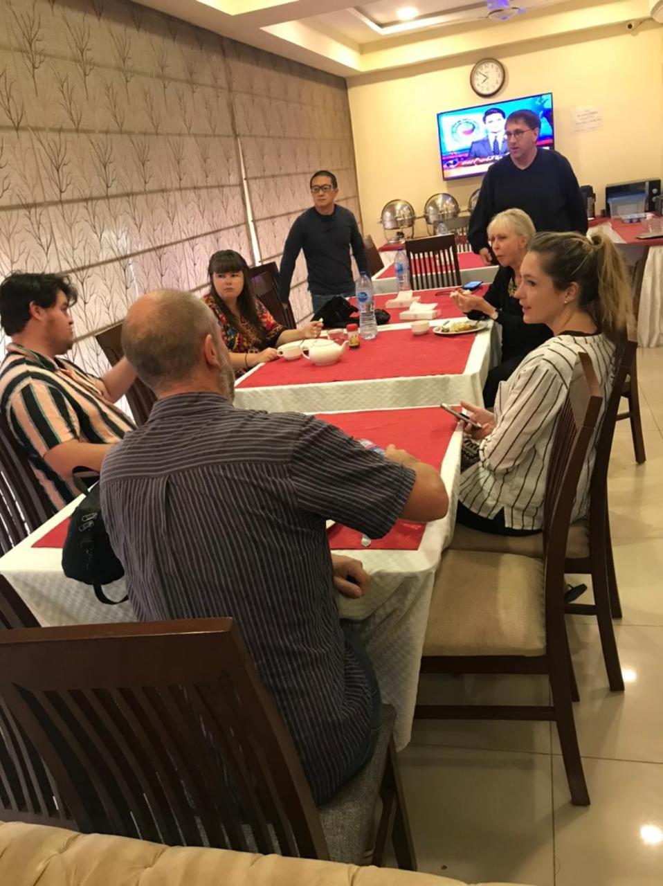 Diplomat Hotel Islamabad Ngoại thất bức ảnh